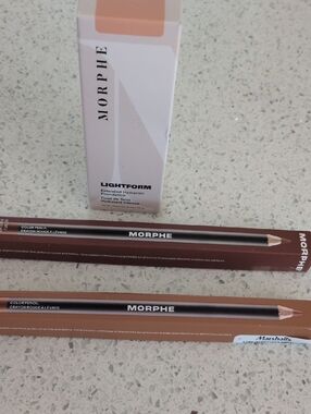 MORPHE Lightform Foundation with Two Brown Eye Pencils